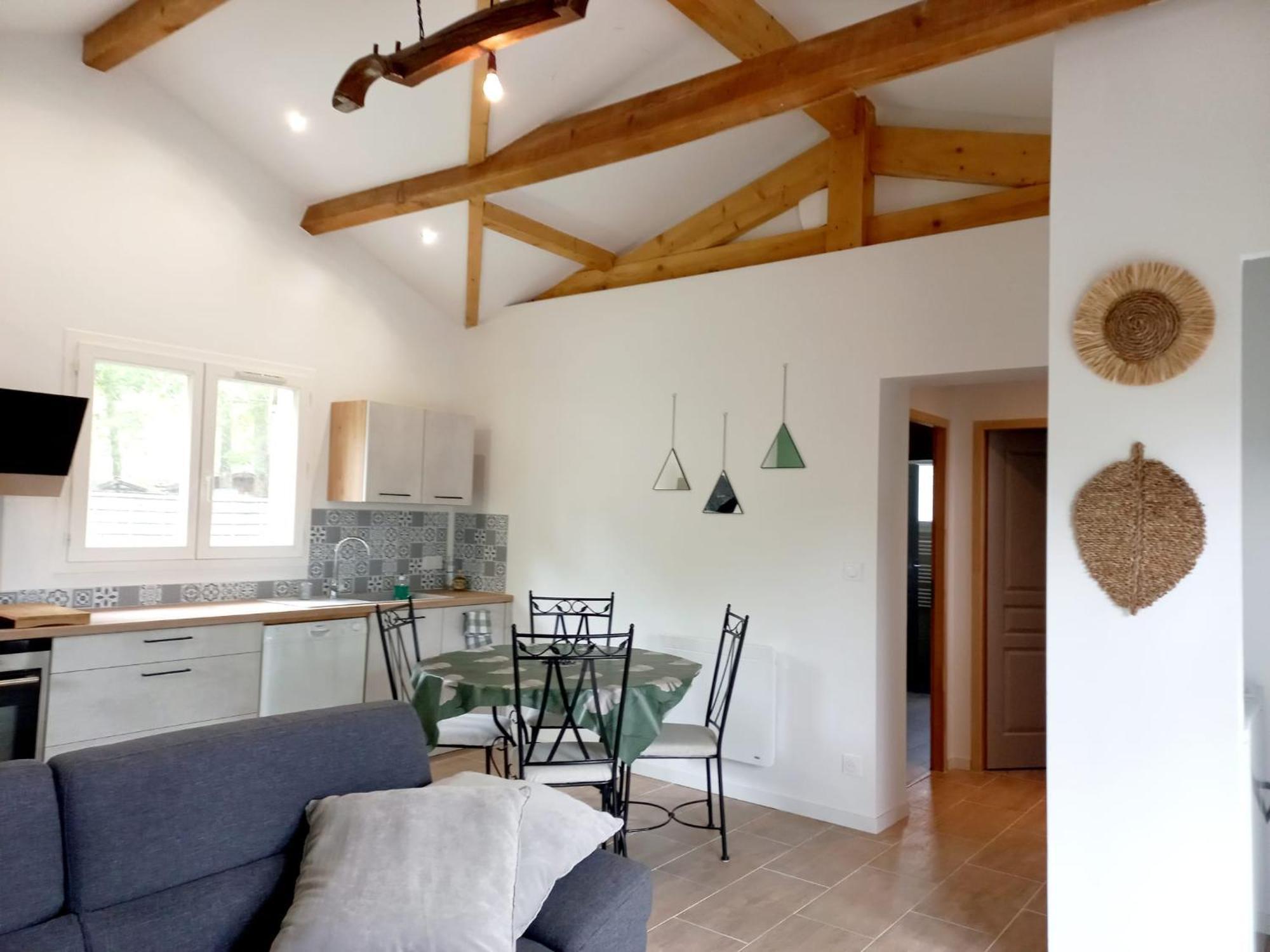 La Petite Maison Des Ecureuils * Mios