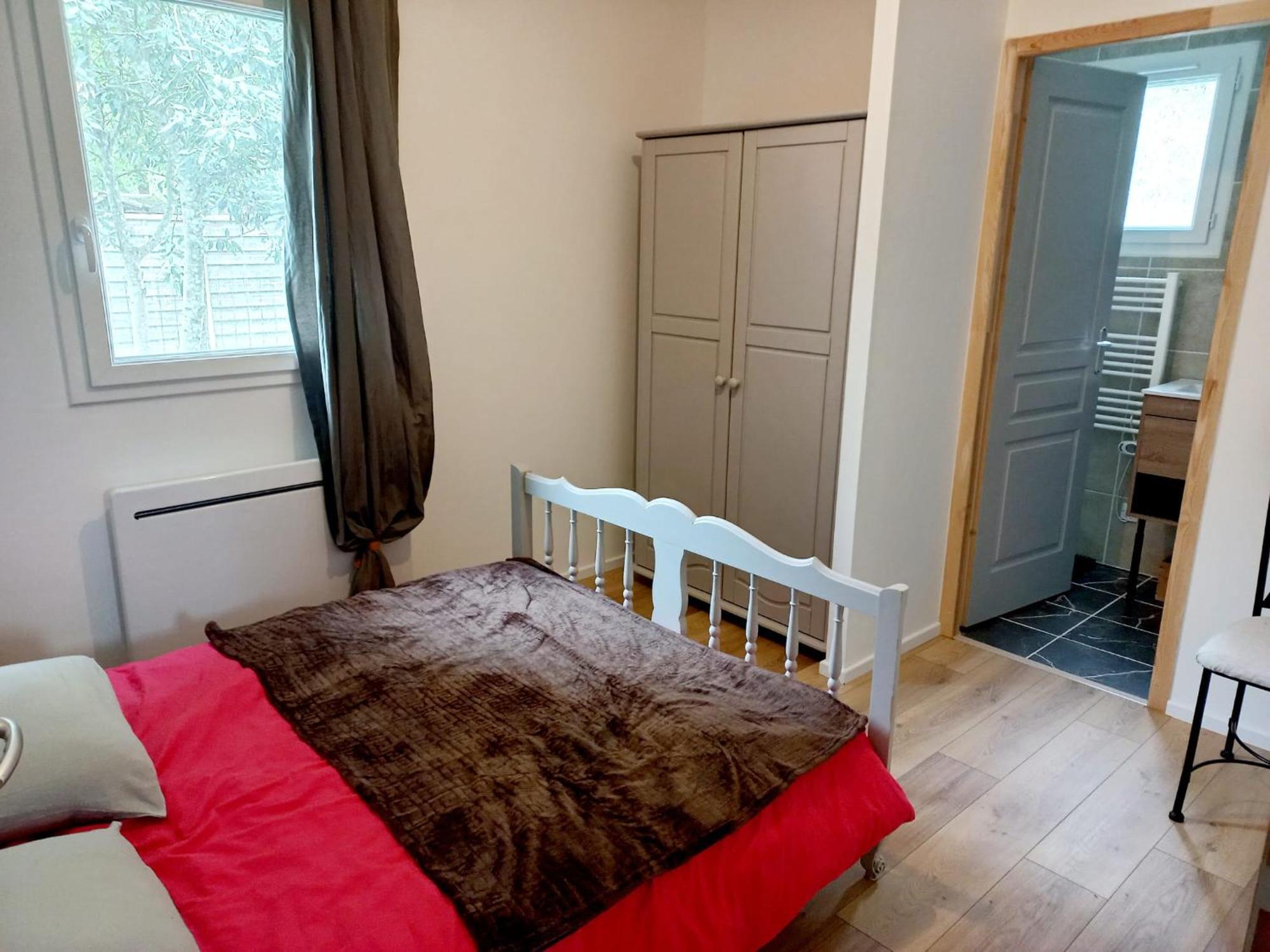 La Petite Maison Des Ecureuils Hébergement de vacances Mios